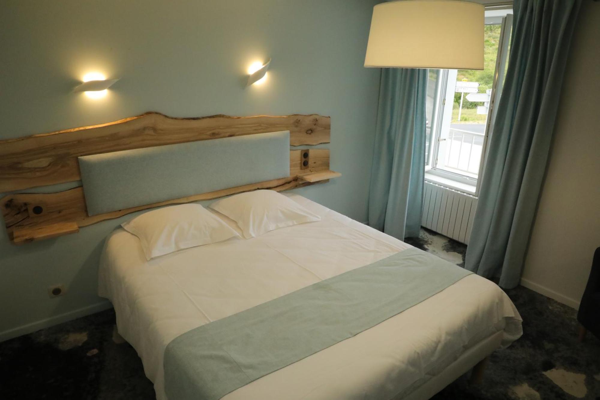 Le Relais De L'Aubrac Otel Nasbinals Dış mekan fotoğraf