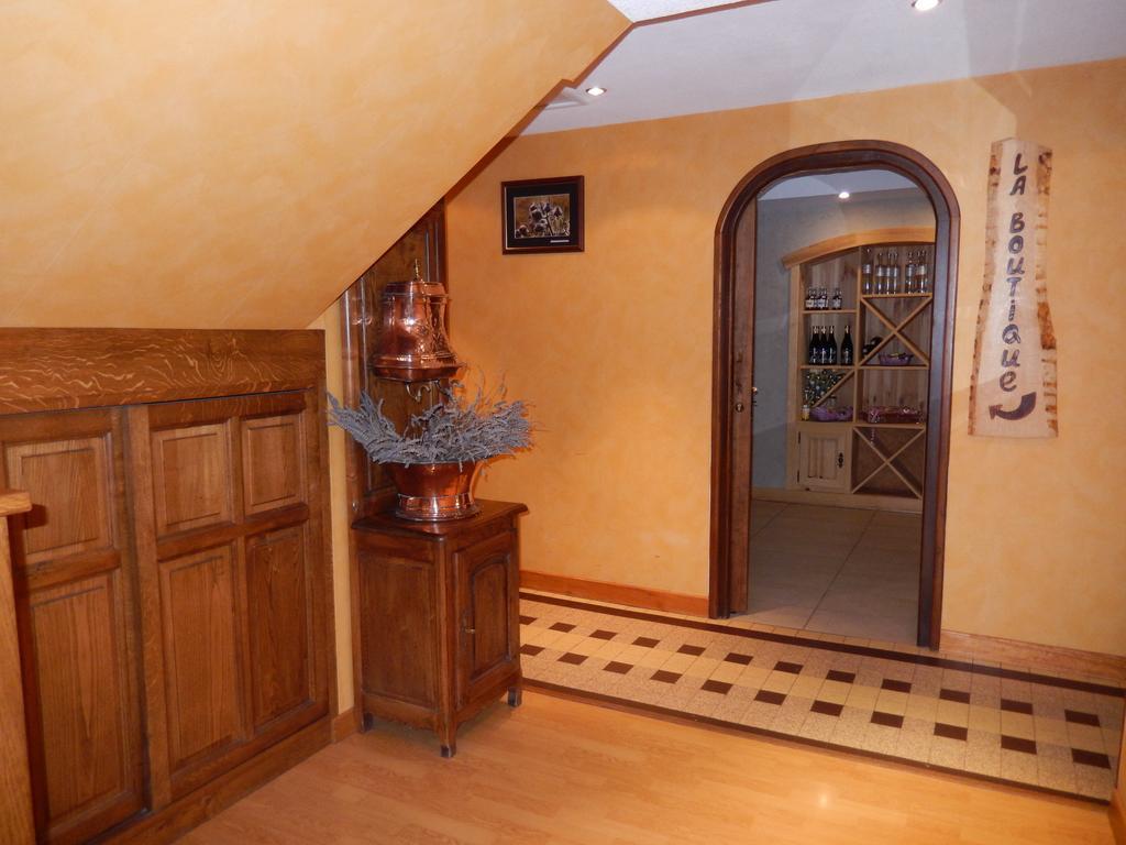 Le Relais De L'Aubrac Otel Nasbinals Dış mekan fotoğraf