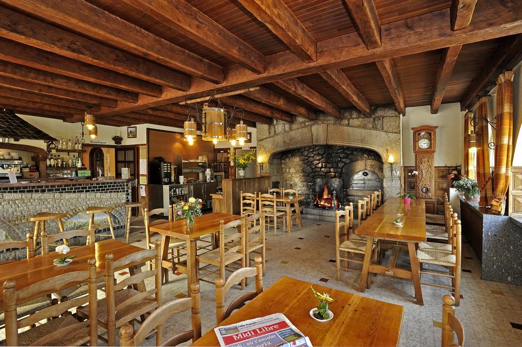 Le Relais De L'Aubrac Otel Nasbinals Dış mekan fotoğraf